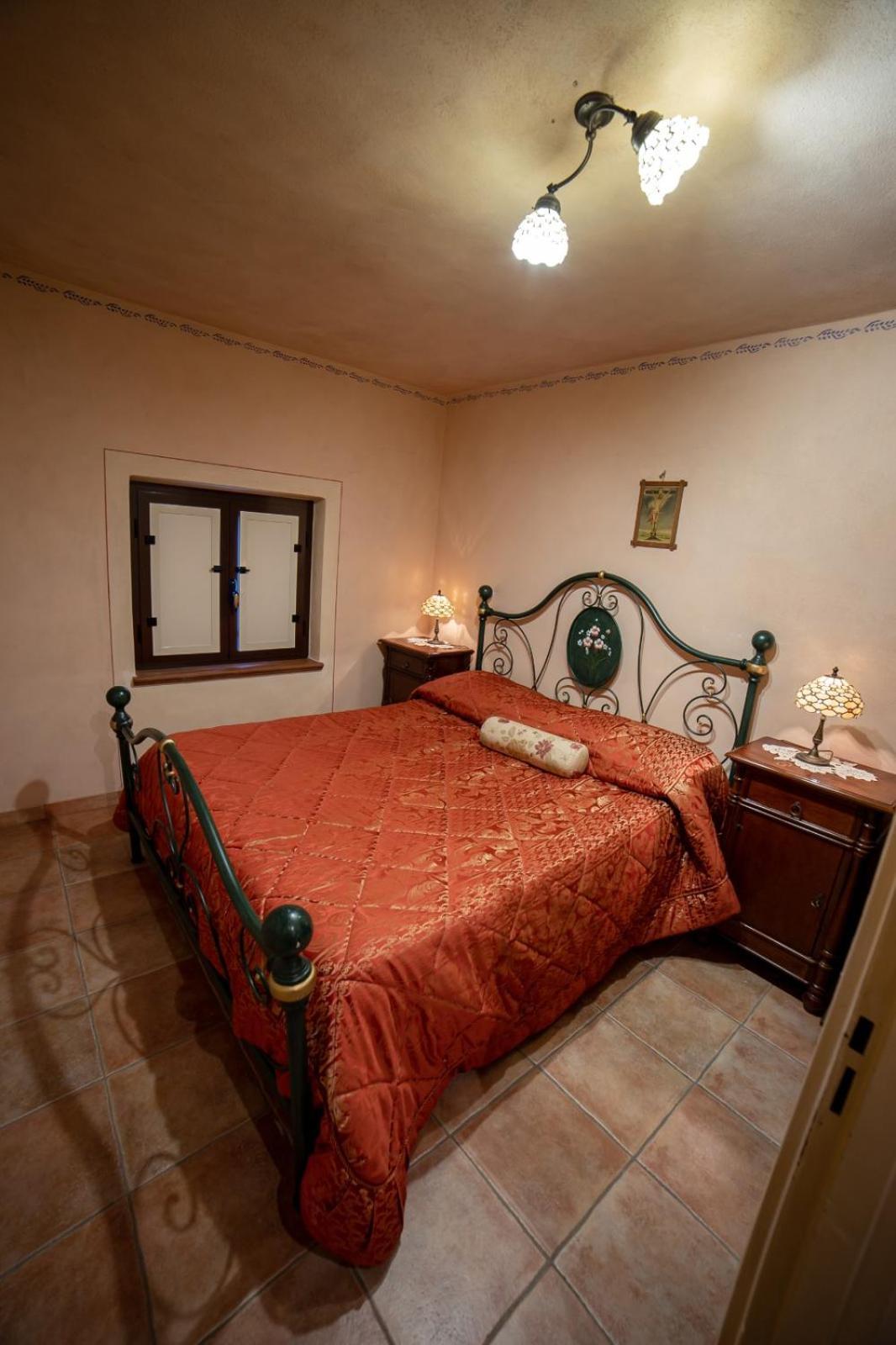 Agriturismo Masseria Fonte Di Maroglio Castrovillari Ngoại thất bức ảnh