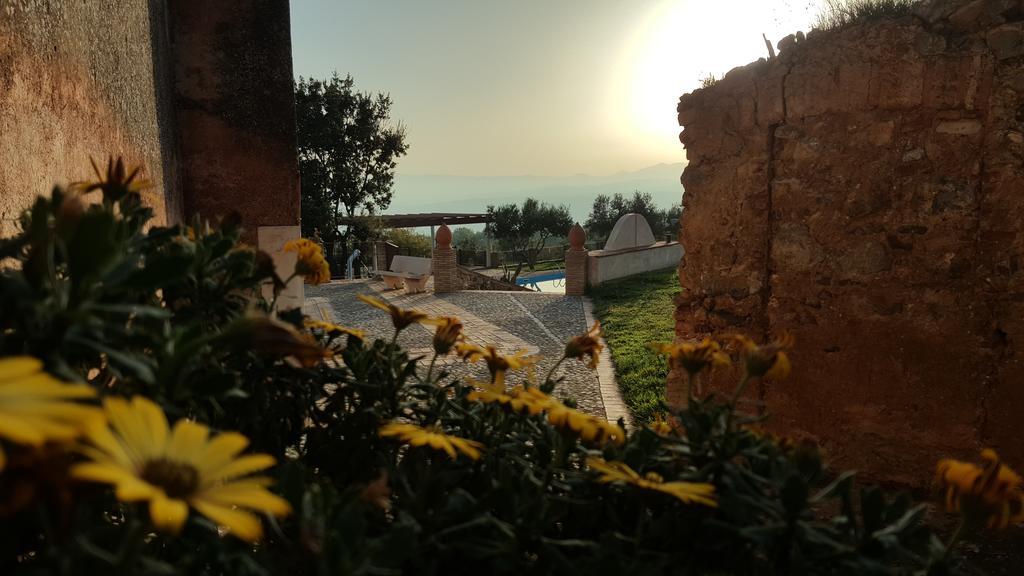 Agriturismo Masseria Fonte Di Maroglio Castrovillari Ngoại thất bức ảnh