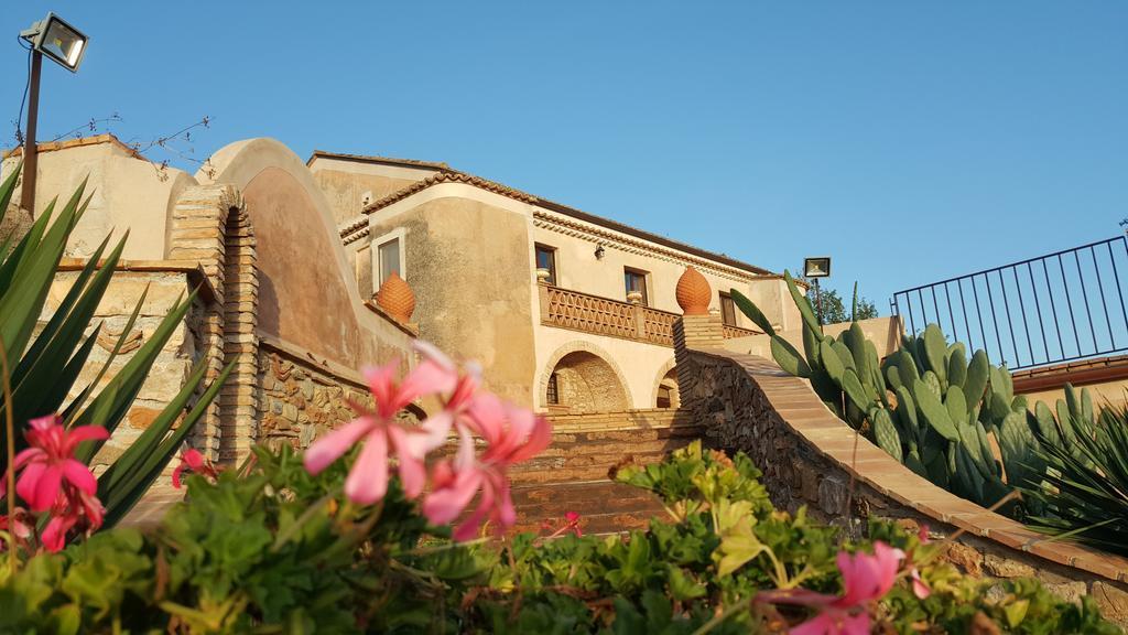Agriturismo Masseria Fonte Di Maroglio Castrovillari Ngoại thất bức ảnh