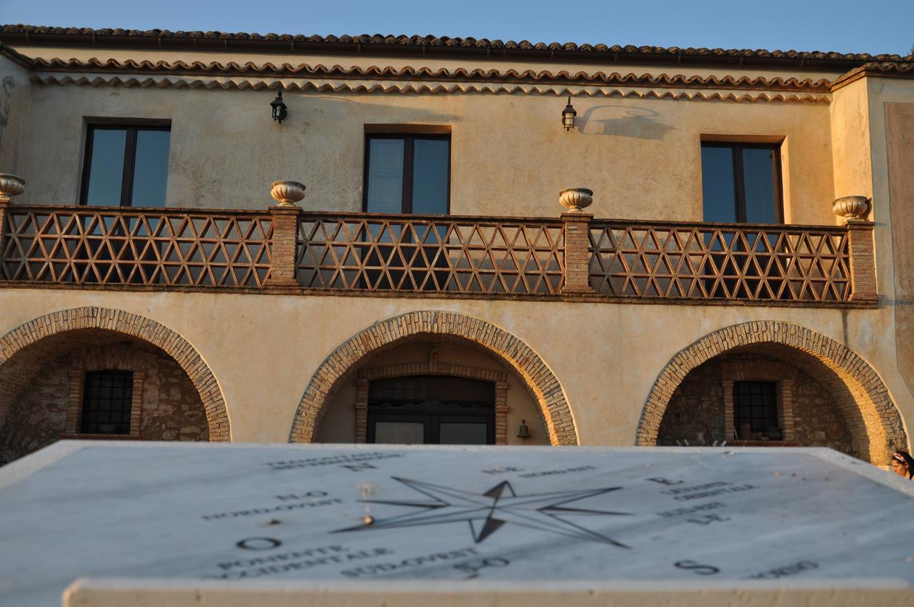 Agriturismo Masseria Fonte Di Maroglio Castrovillari Ngoại thất bức ảnh